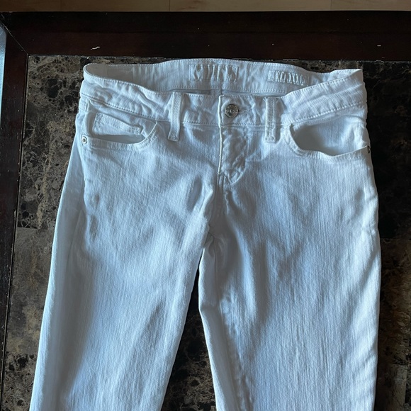 GUESS STARLET CIGARETTE WOMEN'S JEANS SIZE 27 - Picture 7 of 9